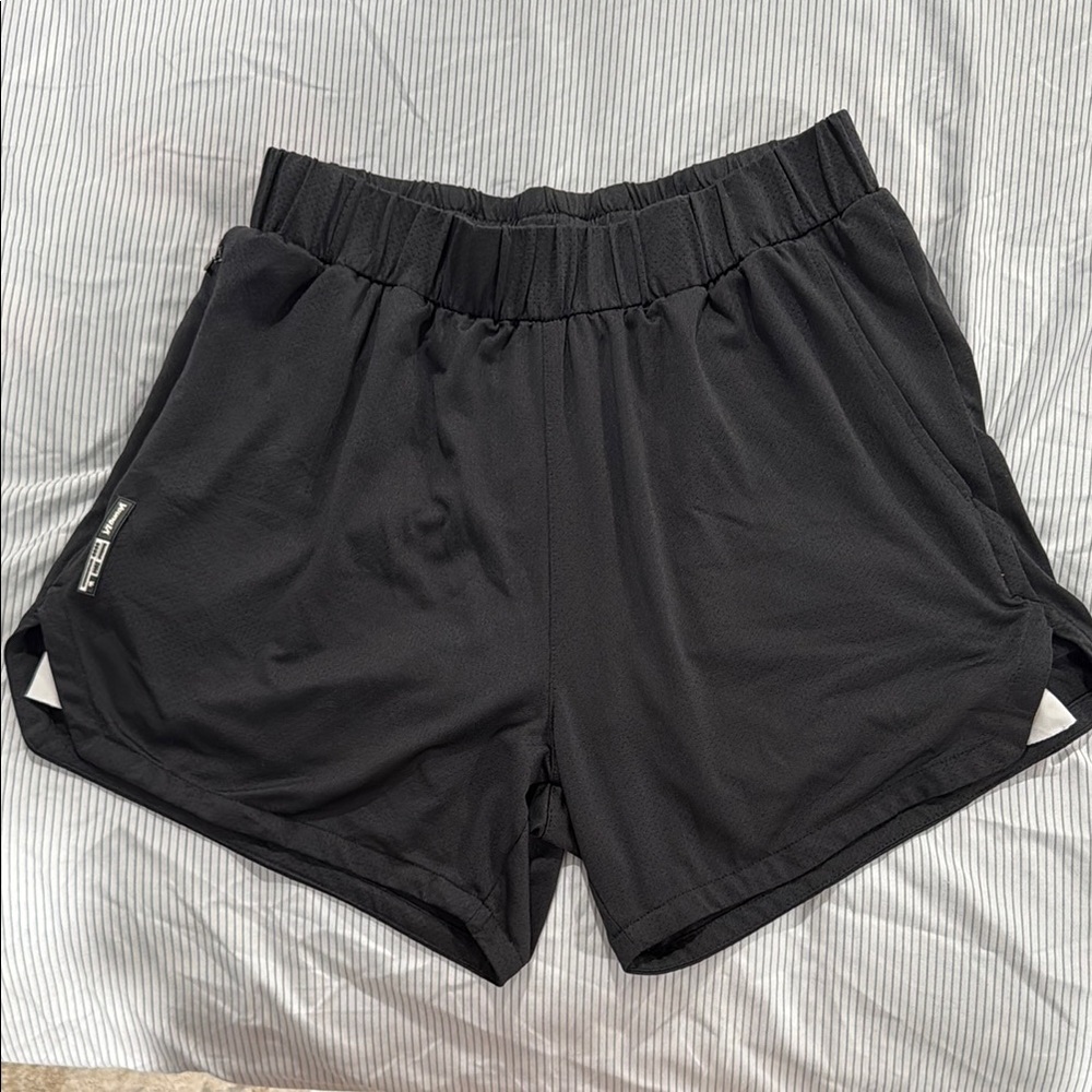 YoungLA Black Athletic Shorts with Elastic Waistband and Side Vents